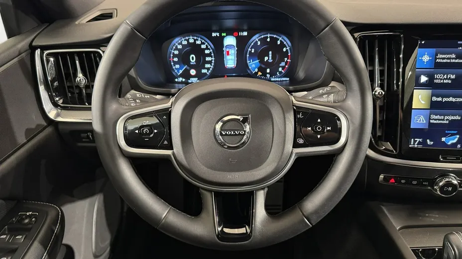 VOLVO V60 -