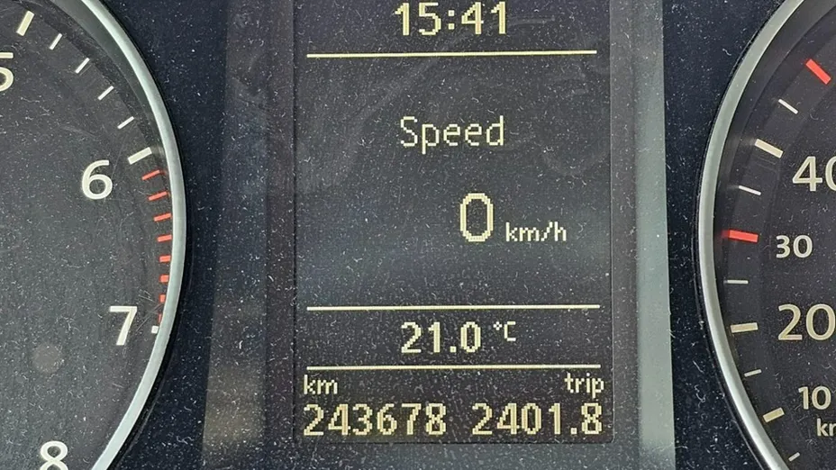 VOLKSWAGEN Passat -