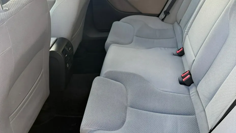 VOLKSWAGEN Passat -