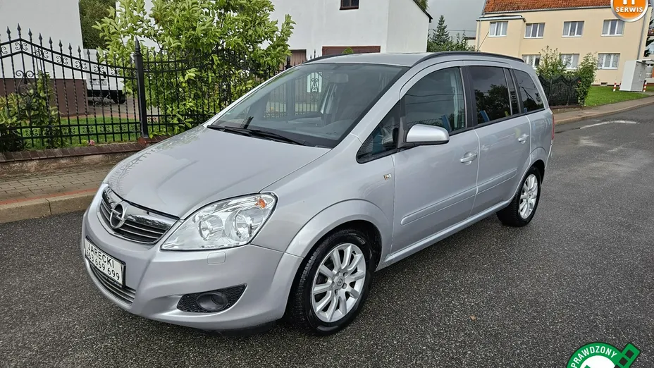 OPEL Zafira -