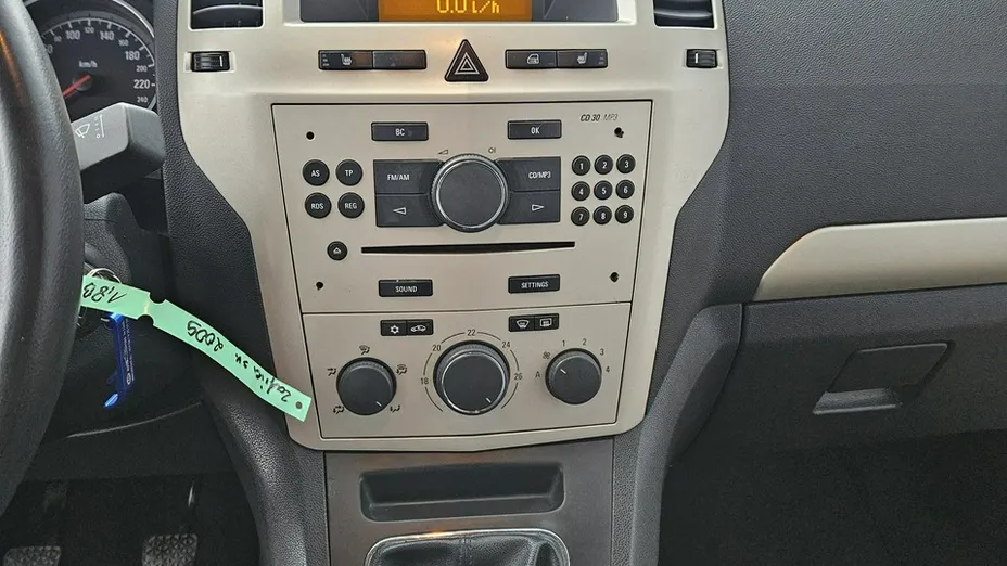 OPEL Zafira -