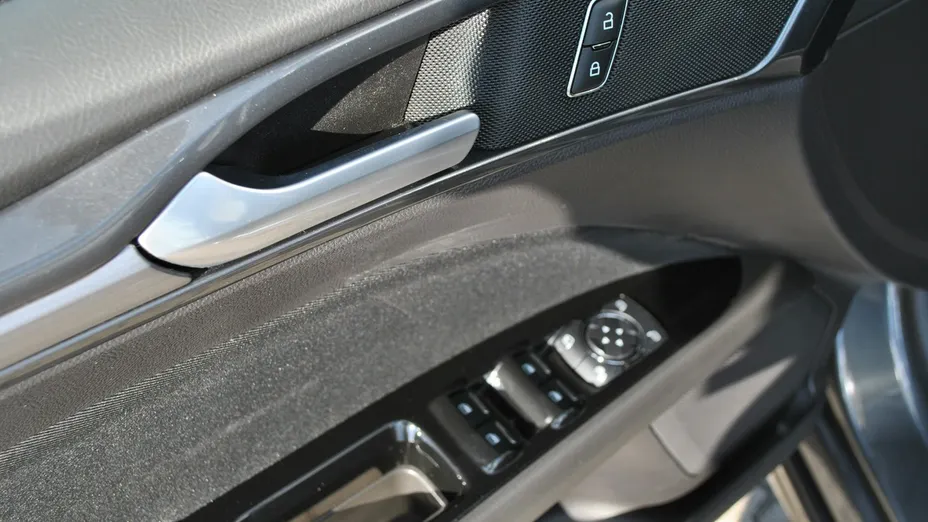 FORD Mondeo -