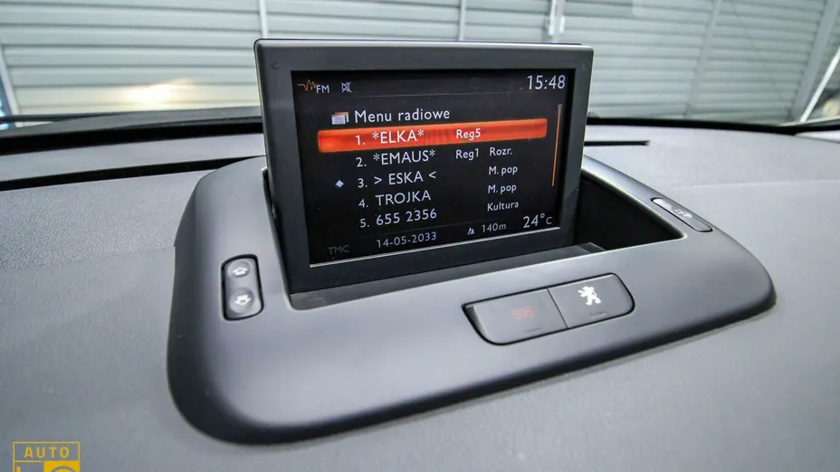 PEUGEOT 3008 -
