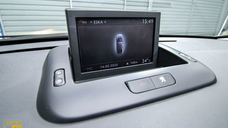 PEUGEOT 3008 -