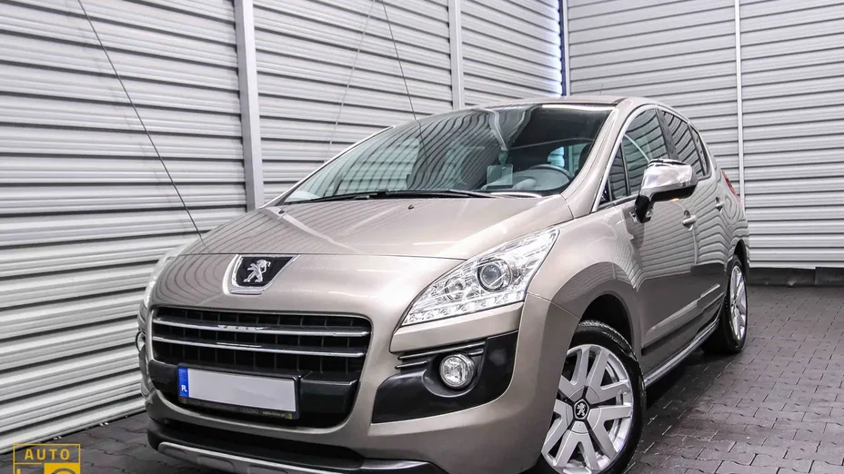 PEUGEOT 3008 -