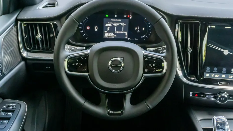 VOLVO V60 -