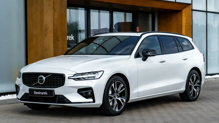 VOLVO V60 -