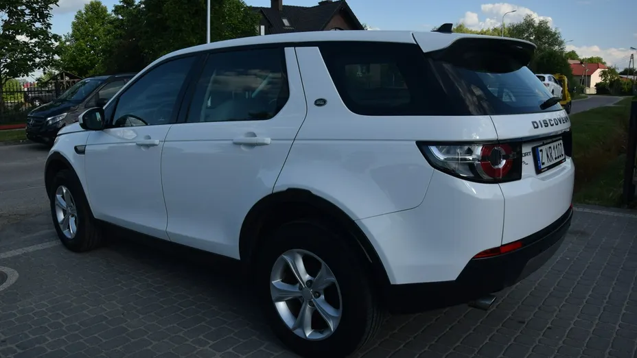 LAND ROVER Discovery Sport -