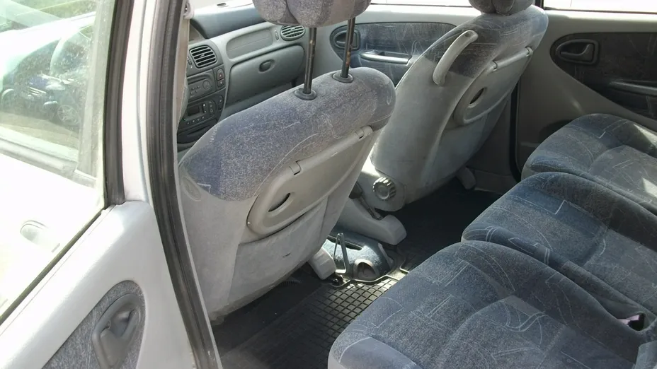 RENAULT Scenic -