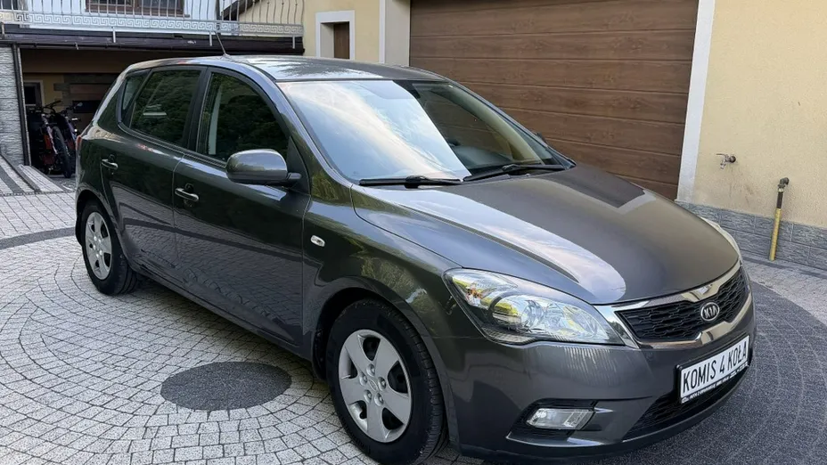 KIA Cee'd -