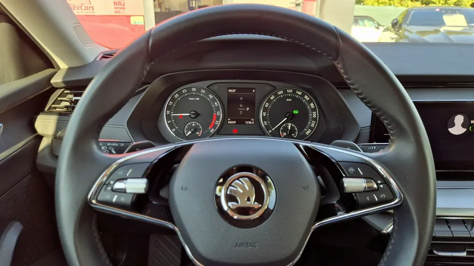 SKODA Octavia -