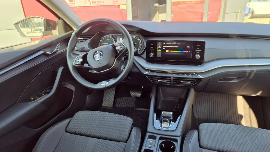 SKODA Octavia -