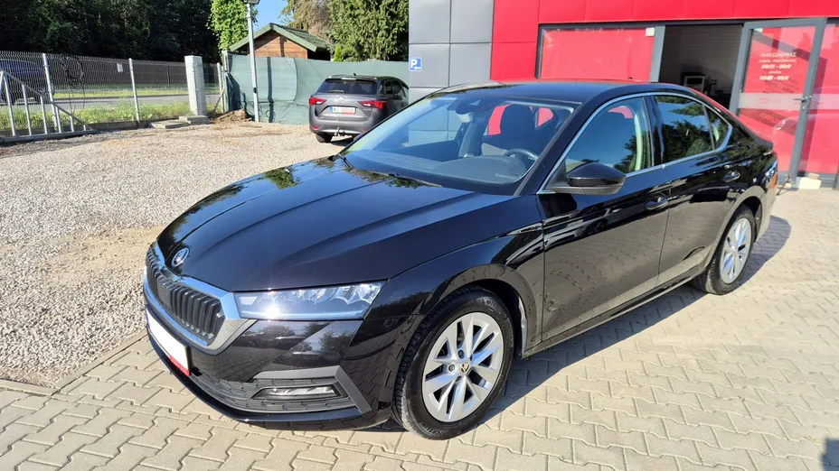 SKODA Octavia -