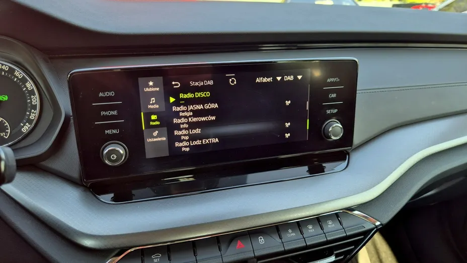 SKODA Octavia -