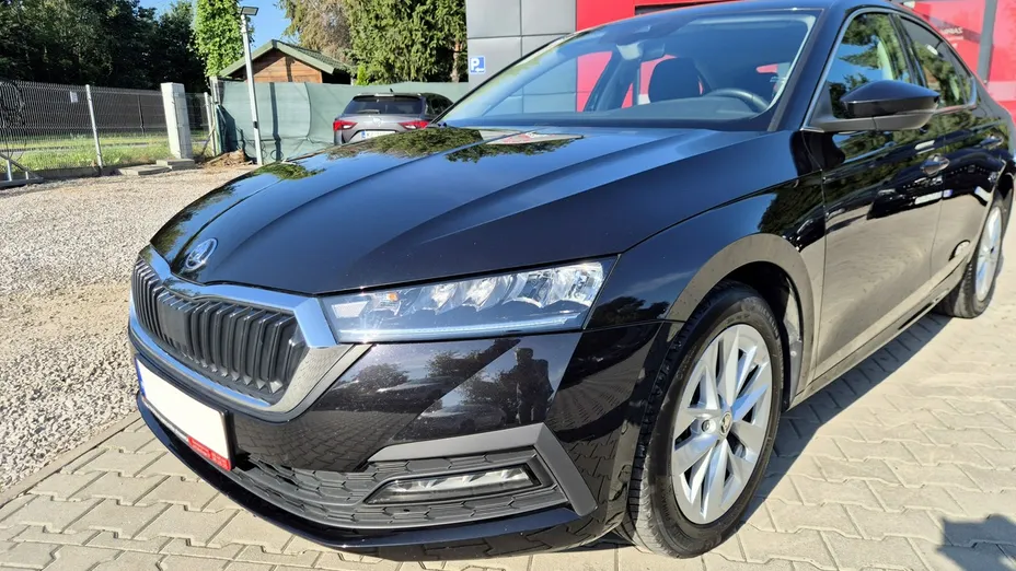 SKODA Octavia -