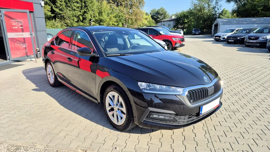 SKODA Octavia -