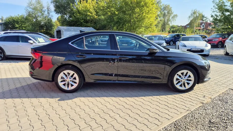 SKODA Octavia -