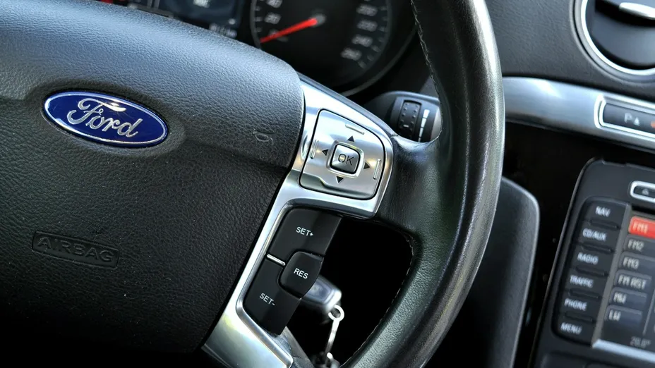FORD S-MAX -