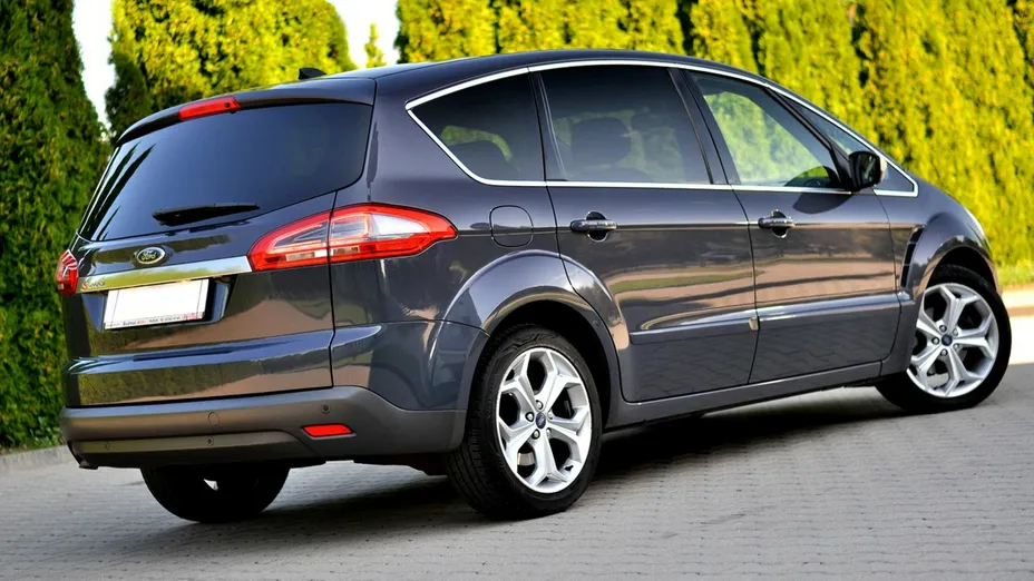 FORD S-MAX -