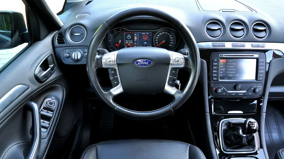 FORD S-MAX -