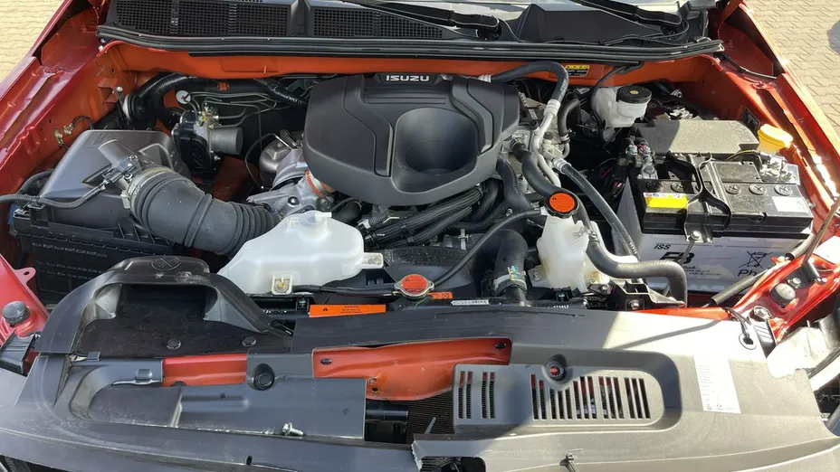 ISUZU D-Max -