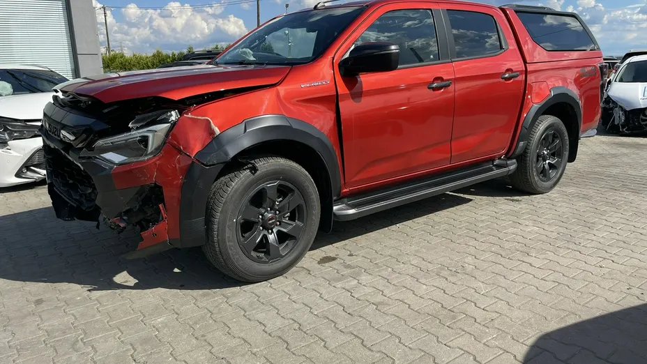ISUZU D-Max -
