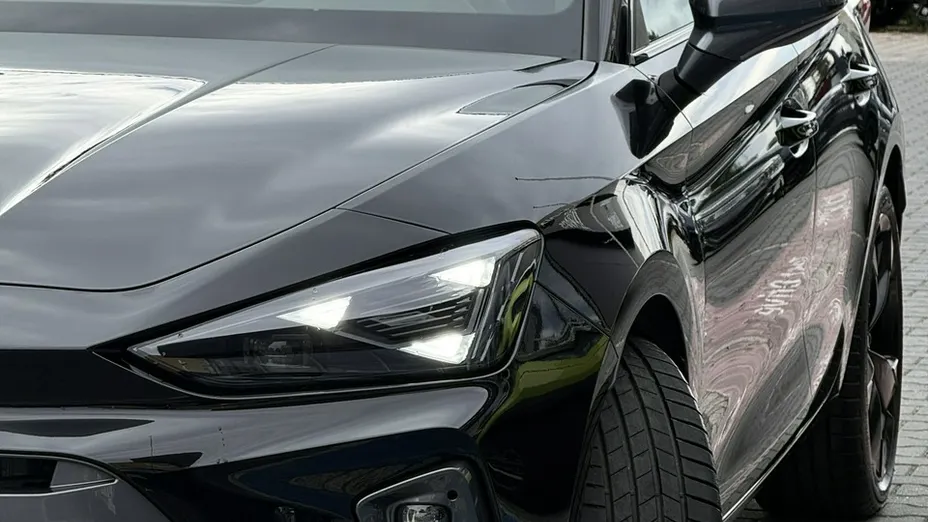 CUPRA Leon -