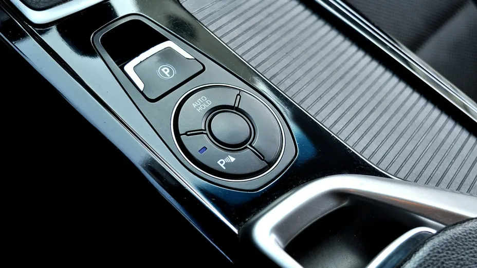 HYUNDAI i40 -