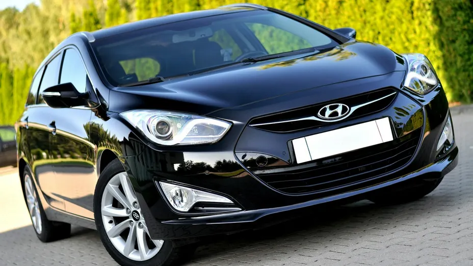 HYUNDAI i40 -