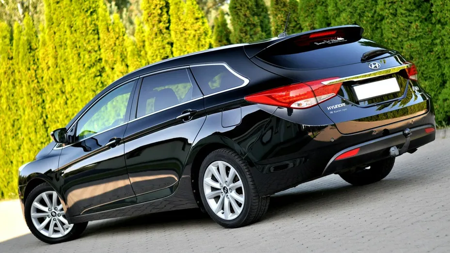 HYUNDAI i40 -