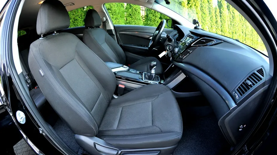 HYUNDAI i40 -