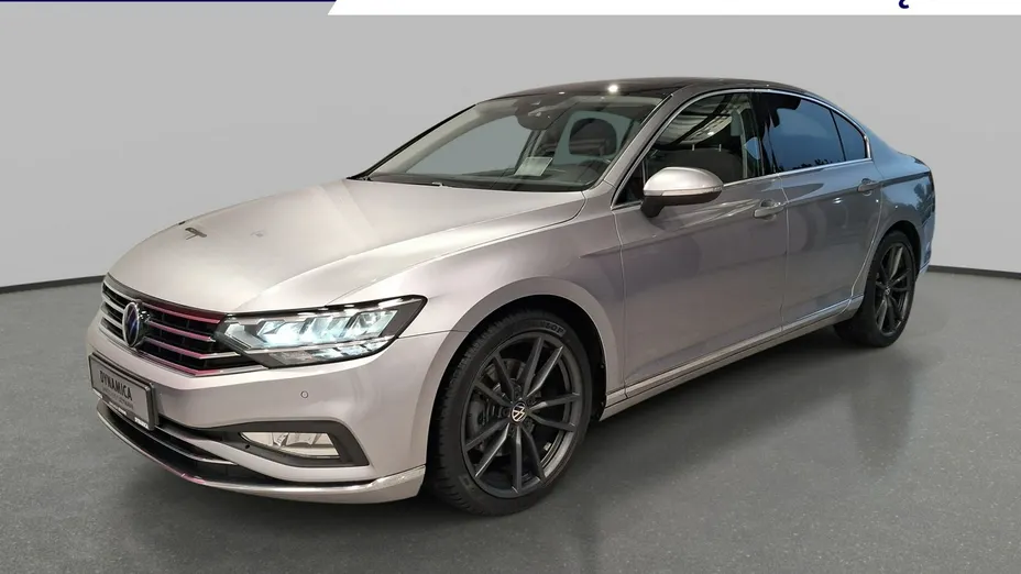 VOLKSWAGEN Passat -