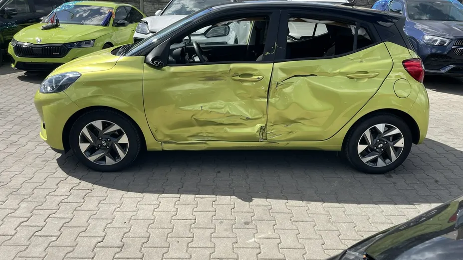 HYUNDAI i10 -