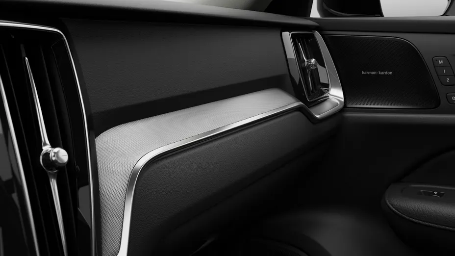 VOLVO V60 -