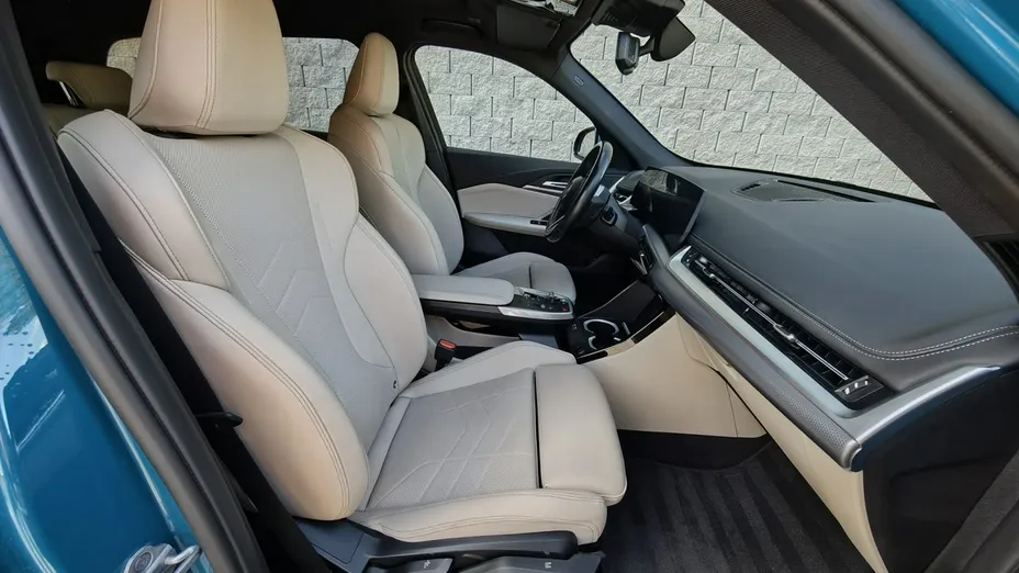BMW iX1 -