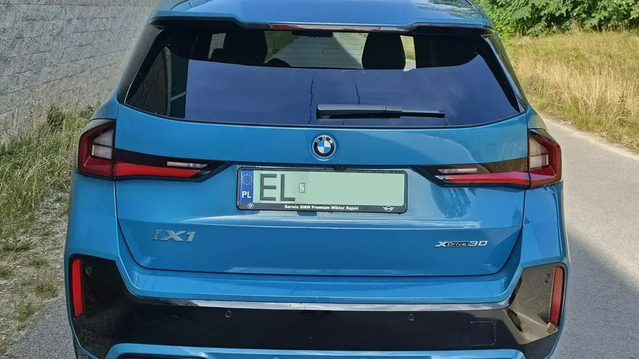 BMW iX1 -