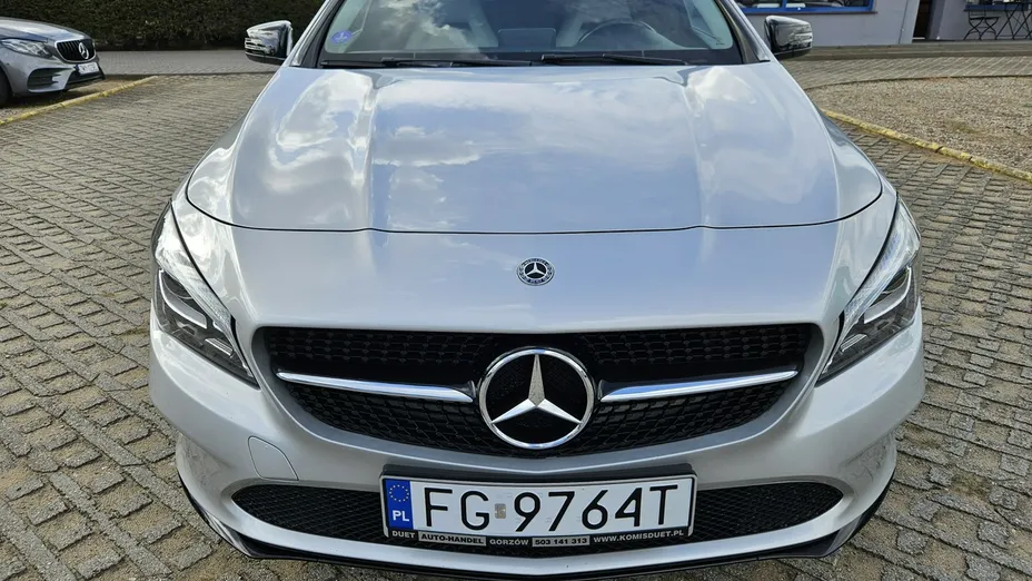 MERCEDES-BENZ CLA -