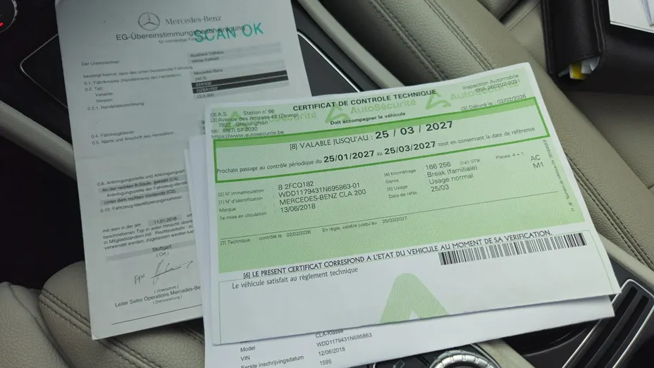 MERCEDES-BENZ CLA -