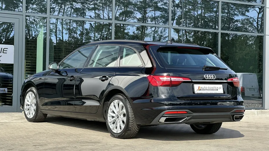 AUDI A4 Avant -