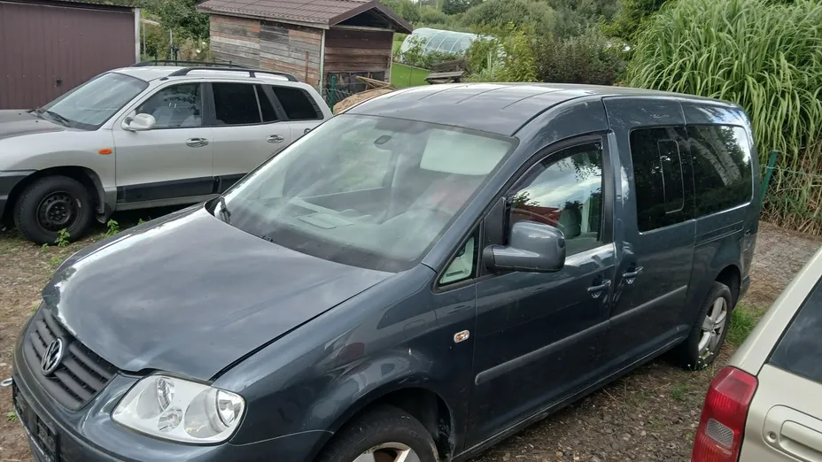 VOLKSWAGEN Caddy -