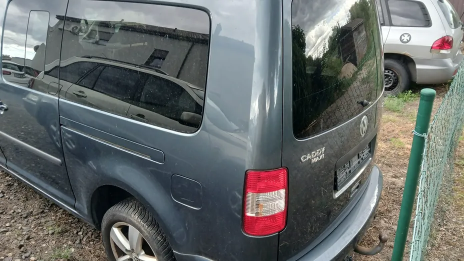 VOLKSWAGEN Caddy -
