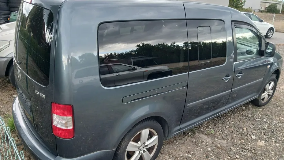 VOLKSWAGEN Caddy -