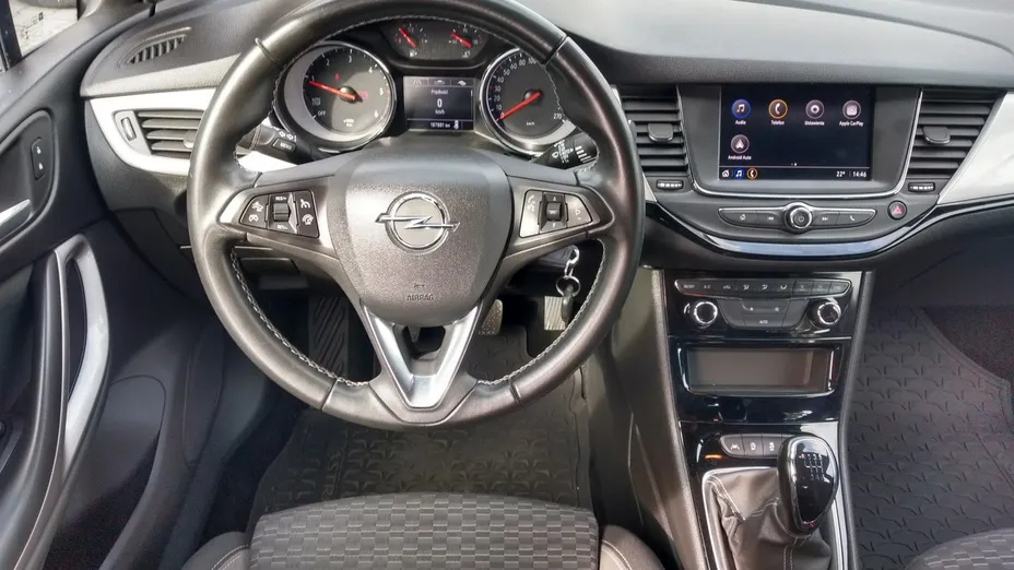 OPEL Astra -