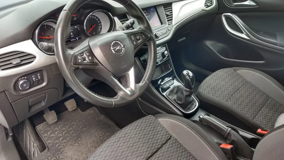 OPEL Astra -