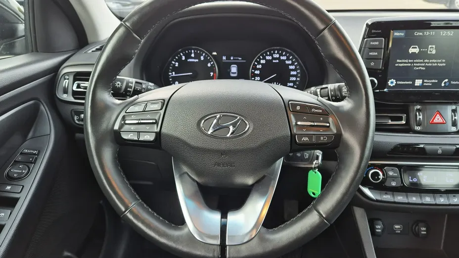 HYUNDAI i30 -
