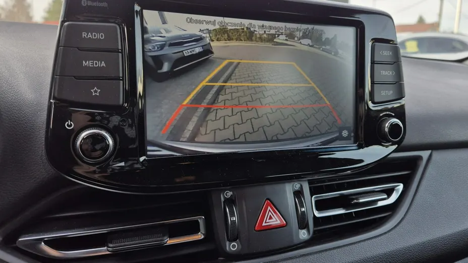 HYUNDAI i30 -