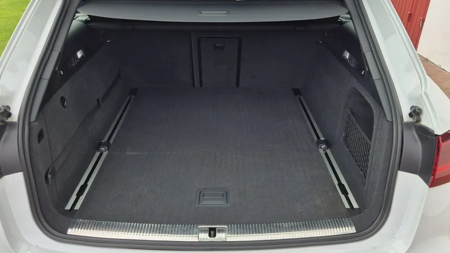 AUDI A6 Avant -