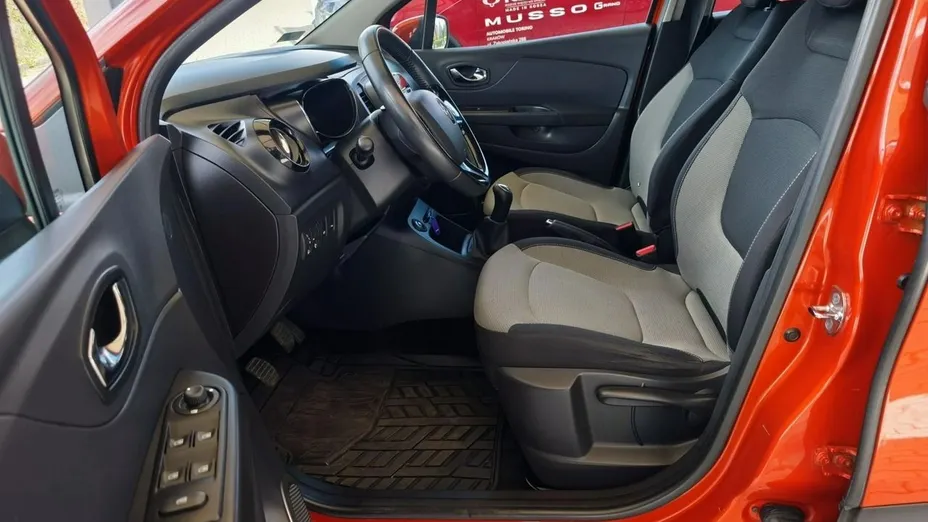 RENAULT Captur -