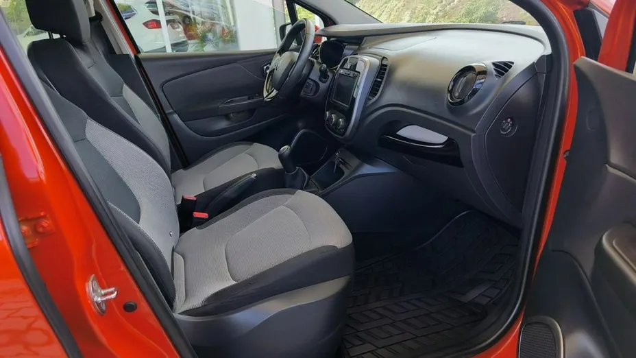 RENAULT Captur -