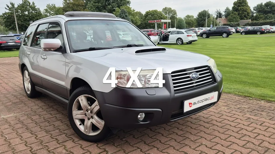 SUBARU Forester -